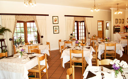 Guest house - victoria Place - Dining area